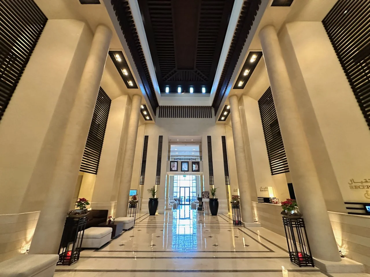 PARK HYATT JEDDAH–MARINA, CLUB AND SPA: PUBLIC SPACES