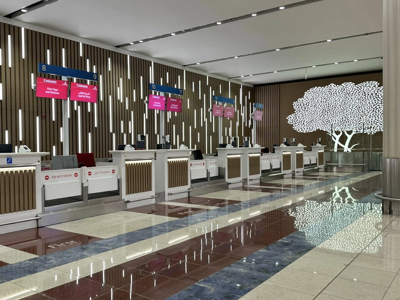 EMIRATES A380 FIRST TO ICN: CHECK-IN