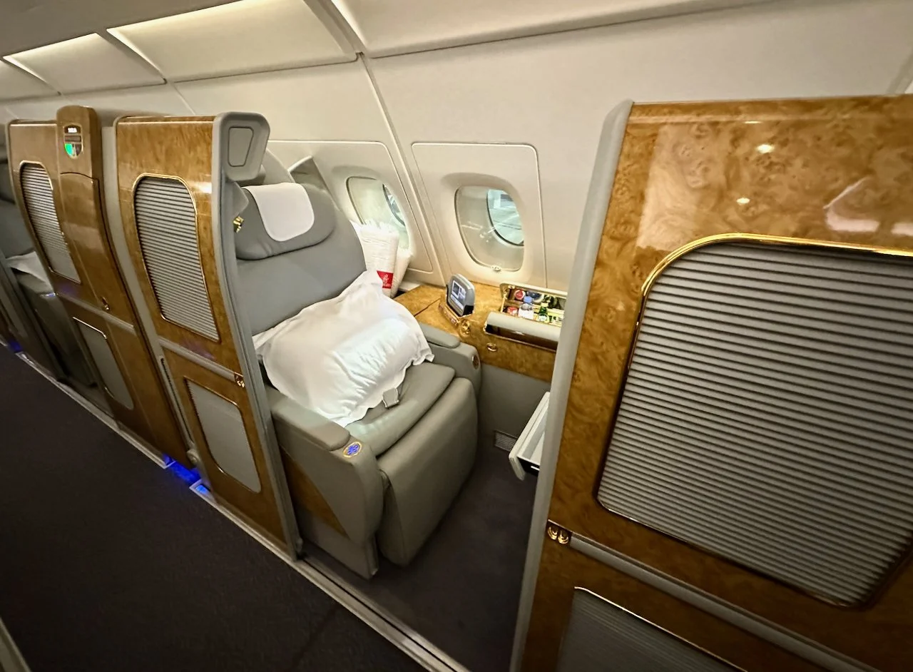EMIRATES A380 FIRST TO ICN: THE SUITE