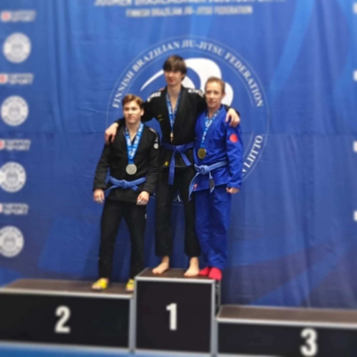 @sailynoja k&auml;vi kisaamassa brasilialaisen jujutsun SM-kisoissa ja toi tulijaisiksi pronssisen mitalin💪🏼
#bjj #bjjsm2025 #bronze #mitalikaulaan #esimerkillist&auml;toimintaa #kjgrappling #jujutsu #grappling #kalajoenjunkkarit #pukupaini #podium