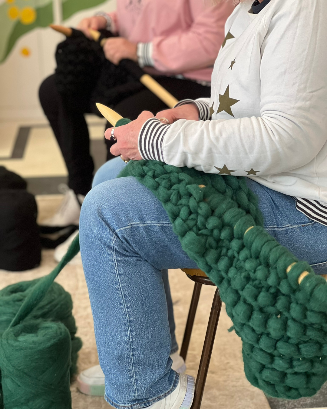 Giant Knitting
