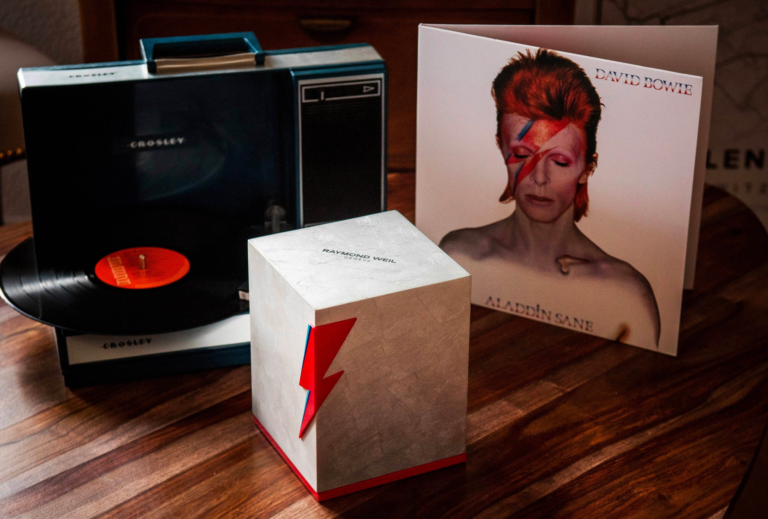 imago-tori-raymond-weil-ecrin-bowie