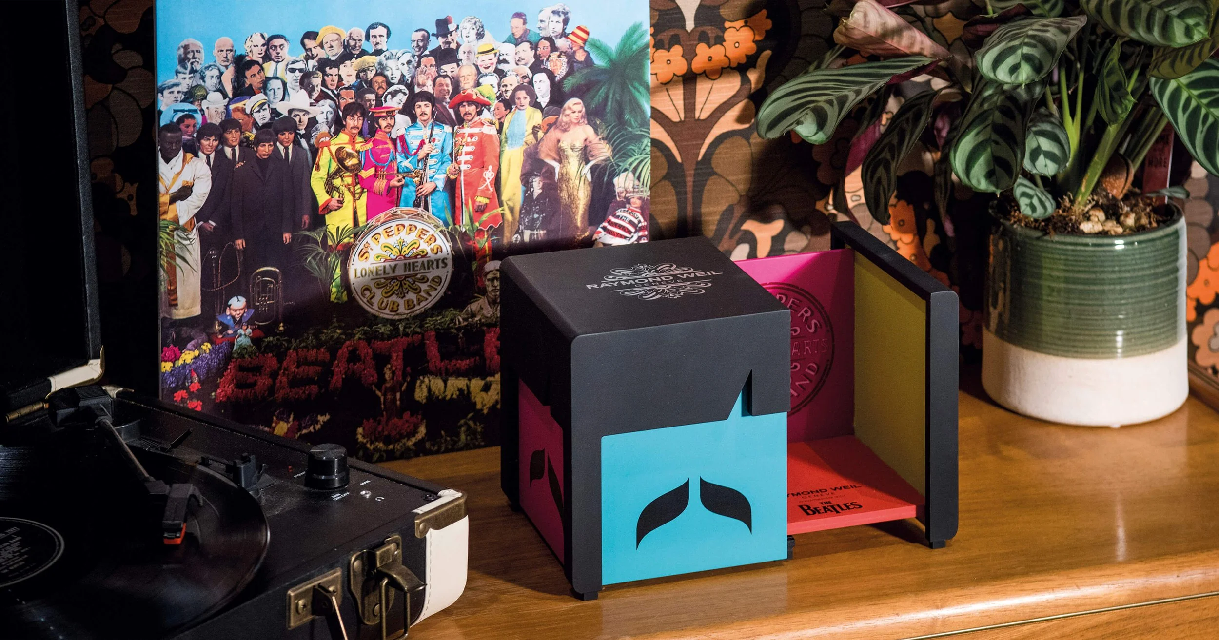 imago-tori-raymond-weil-ecrin-beatles