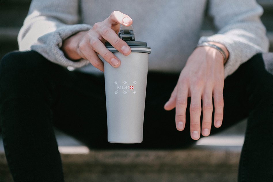 imago-tori-MOB-design-thermo-mug-visual merchandising-luxe