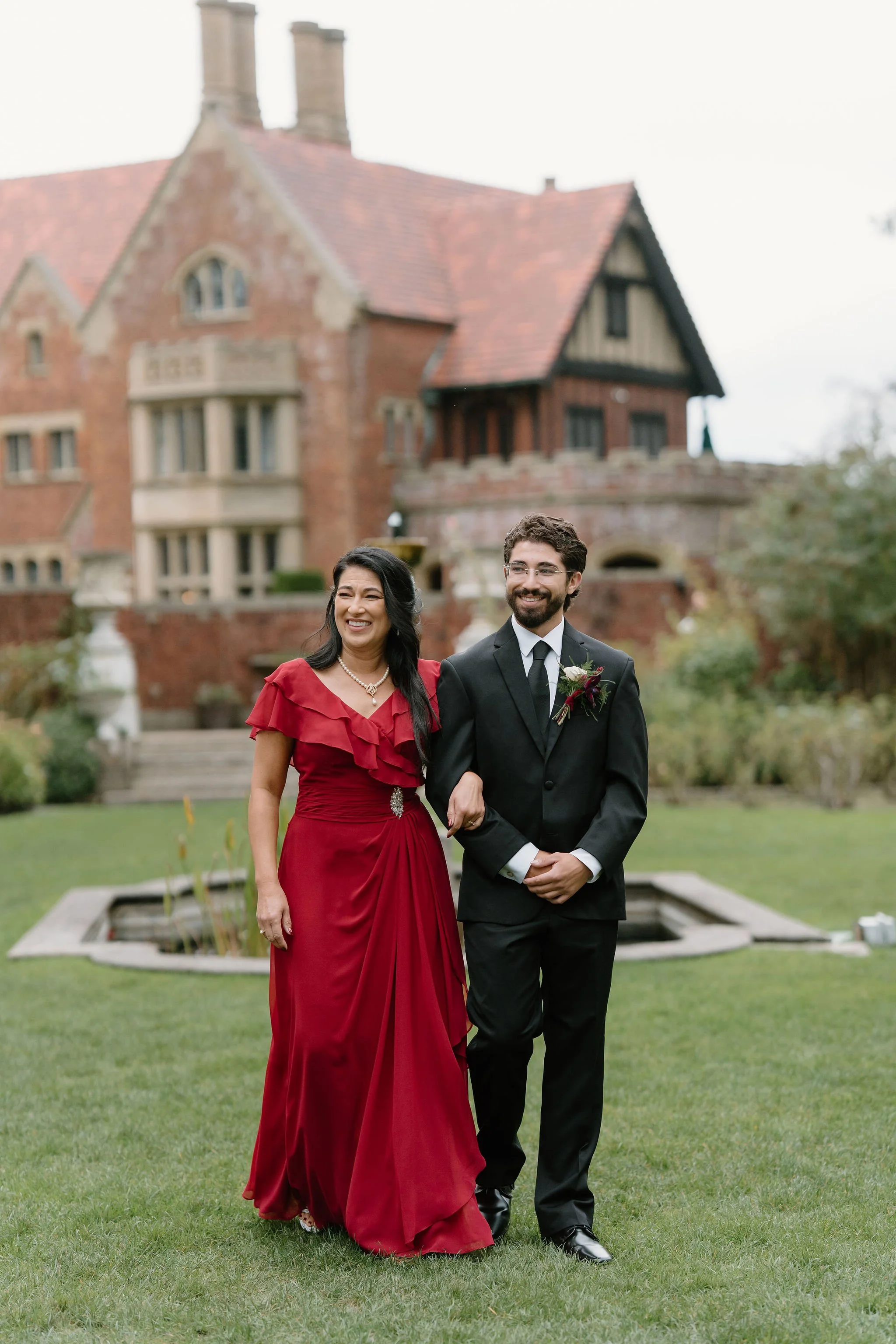 TheEsteps-ThornewoodCastle-EvaWaltzPhoto-48.jpg