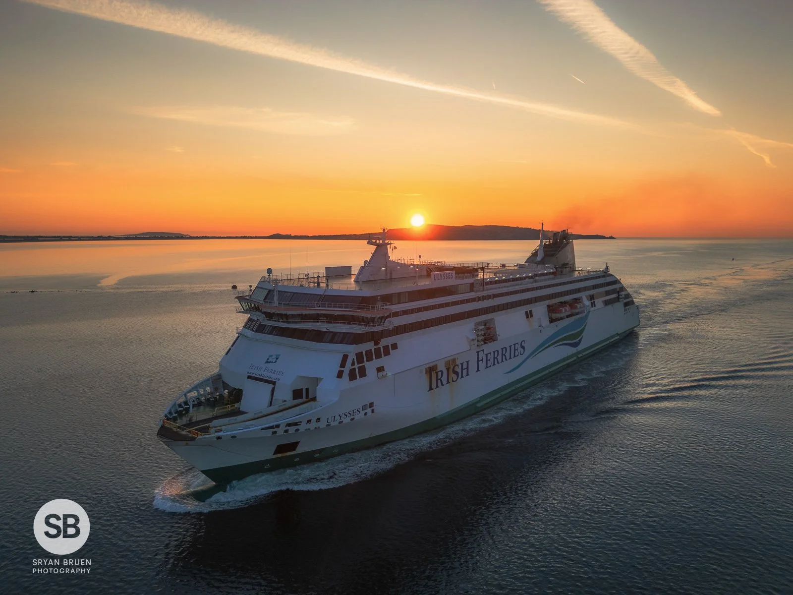 2024-07-17 Irish Ferries sunrise over Dublin Bay 17 July 2024.jpg