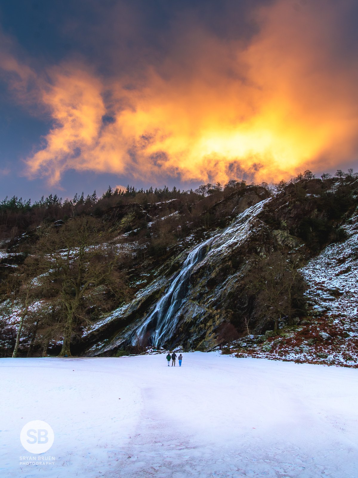 2025-01-09 Powerscourt Waterfall snowy sunset people 9 January 2025.jpg