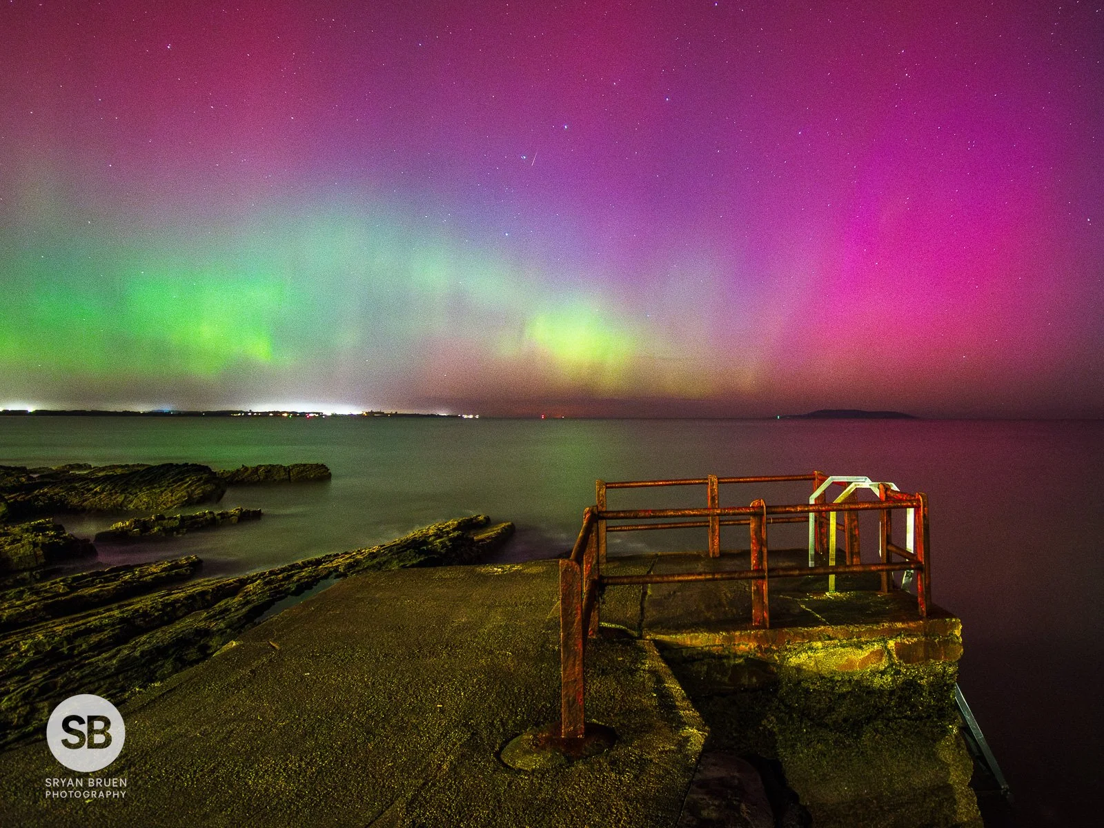 2024-10-11 High Rock aurora borealis 11 October 2024.jpg