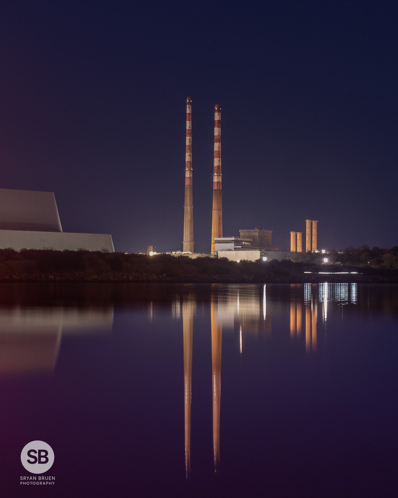 2020-03-04 Poolbeg nightfall reflections 4 March 2020.jpg