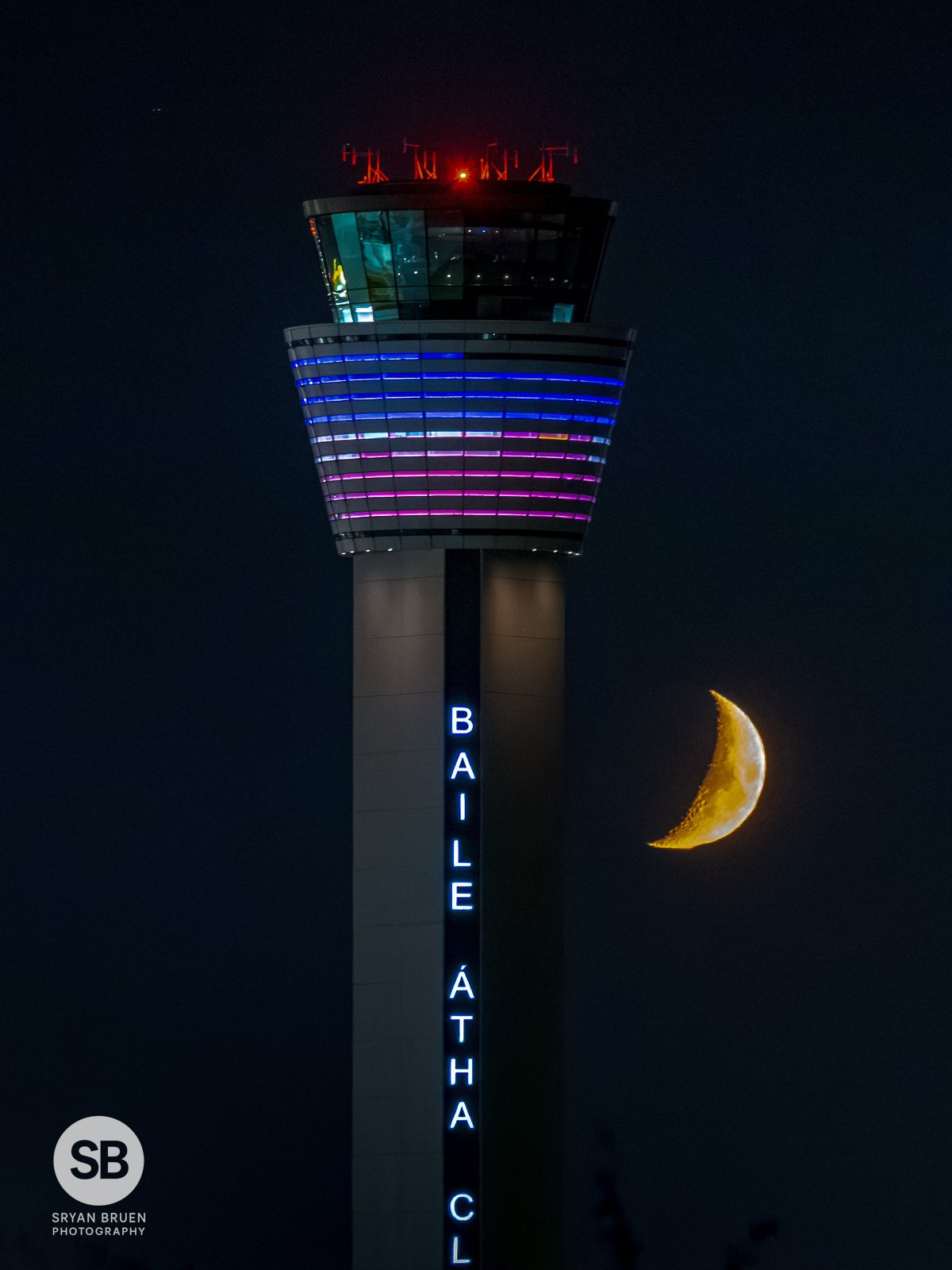 2026-10-16 Dublin Airport air traffic control tower moonset.jpg