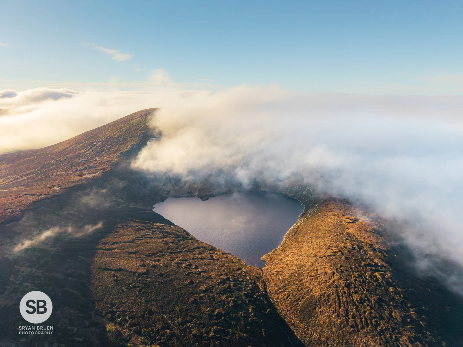 2024-12-27 Lough Ouler fog rolling down 27 December 2024.jpg