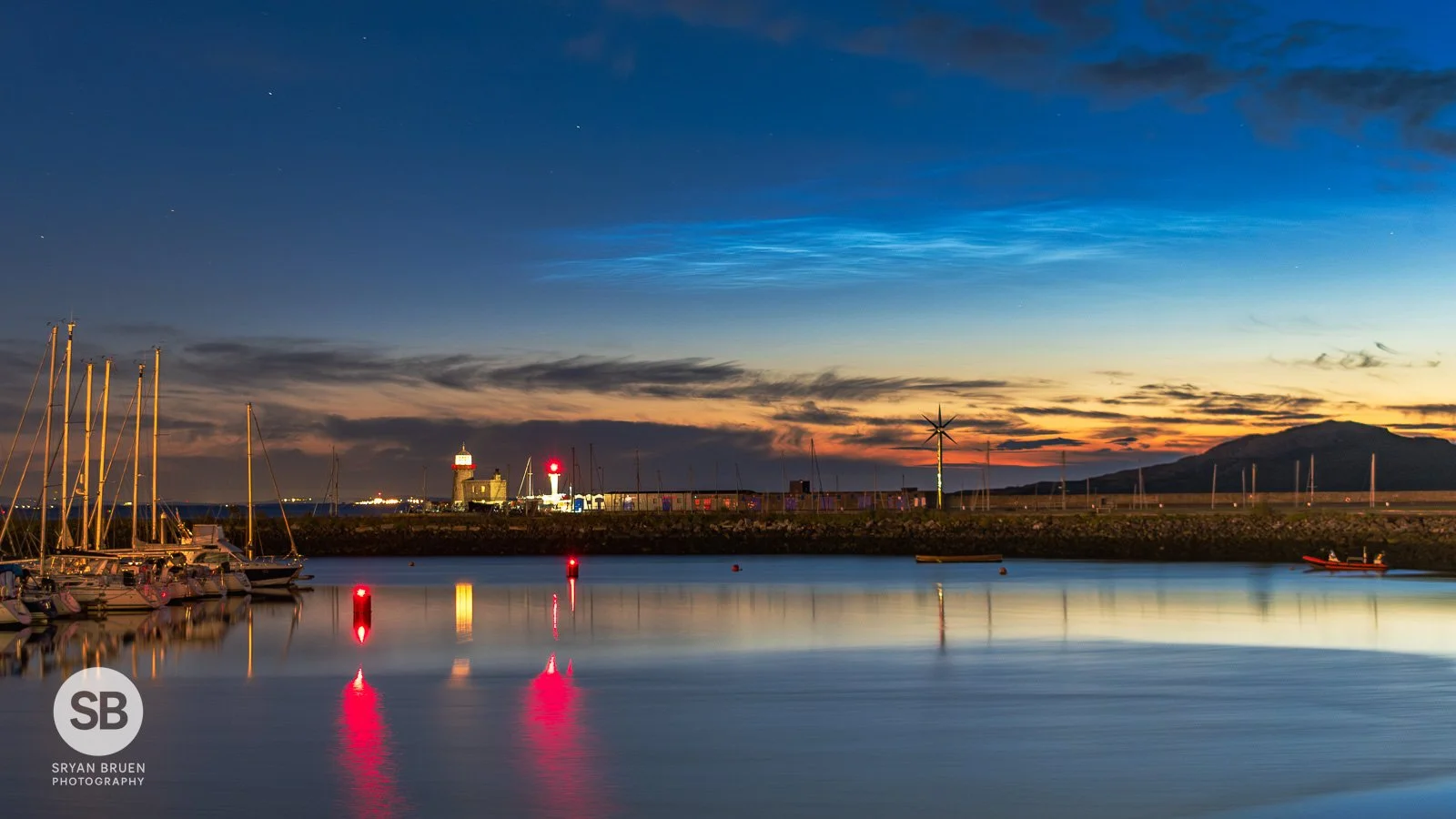 2024-06-16 Howth Harbour noctilucent clouds 2 16 June 2024.jpg
