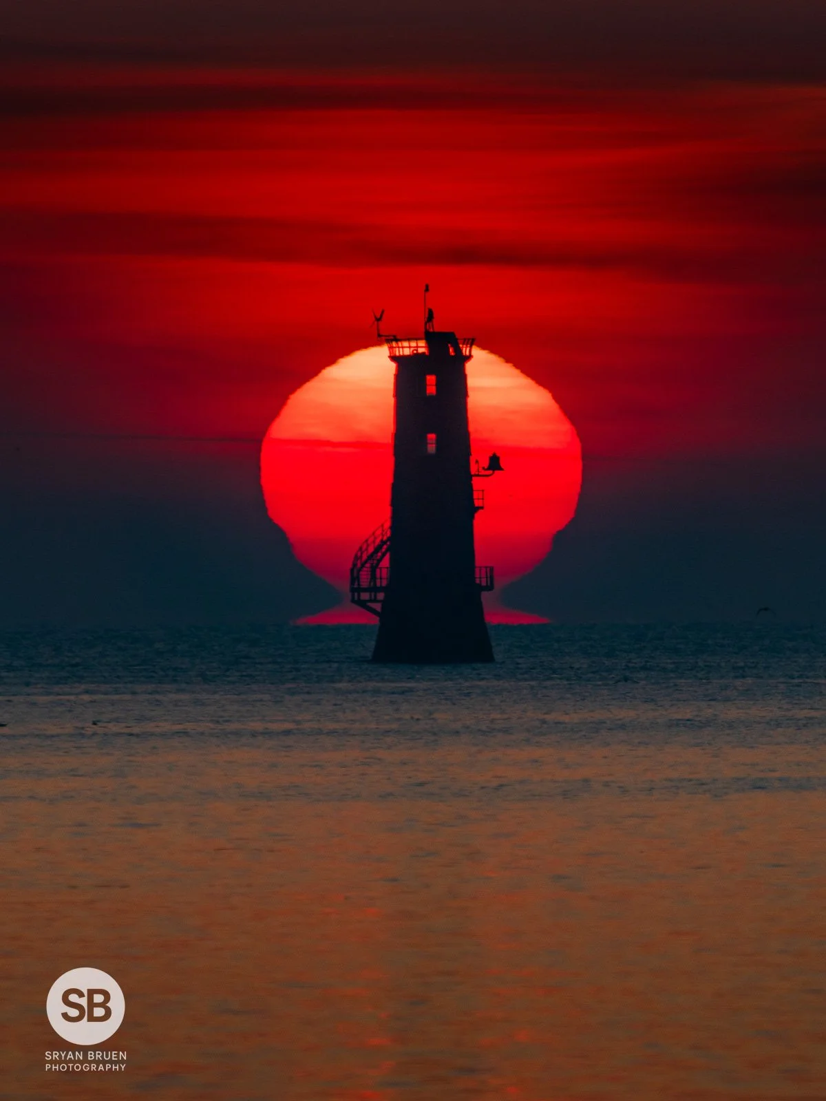 2025-04-10 North Bull Lighthouse sunrise mirage 10 April 2025.jpg