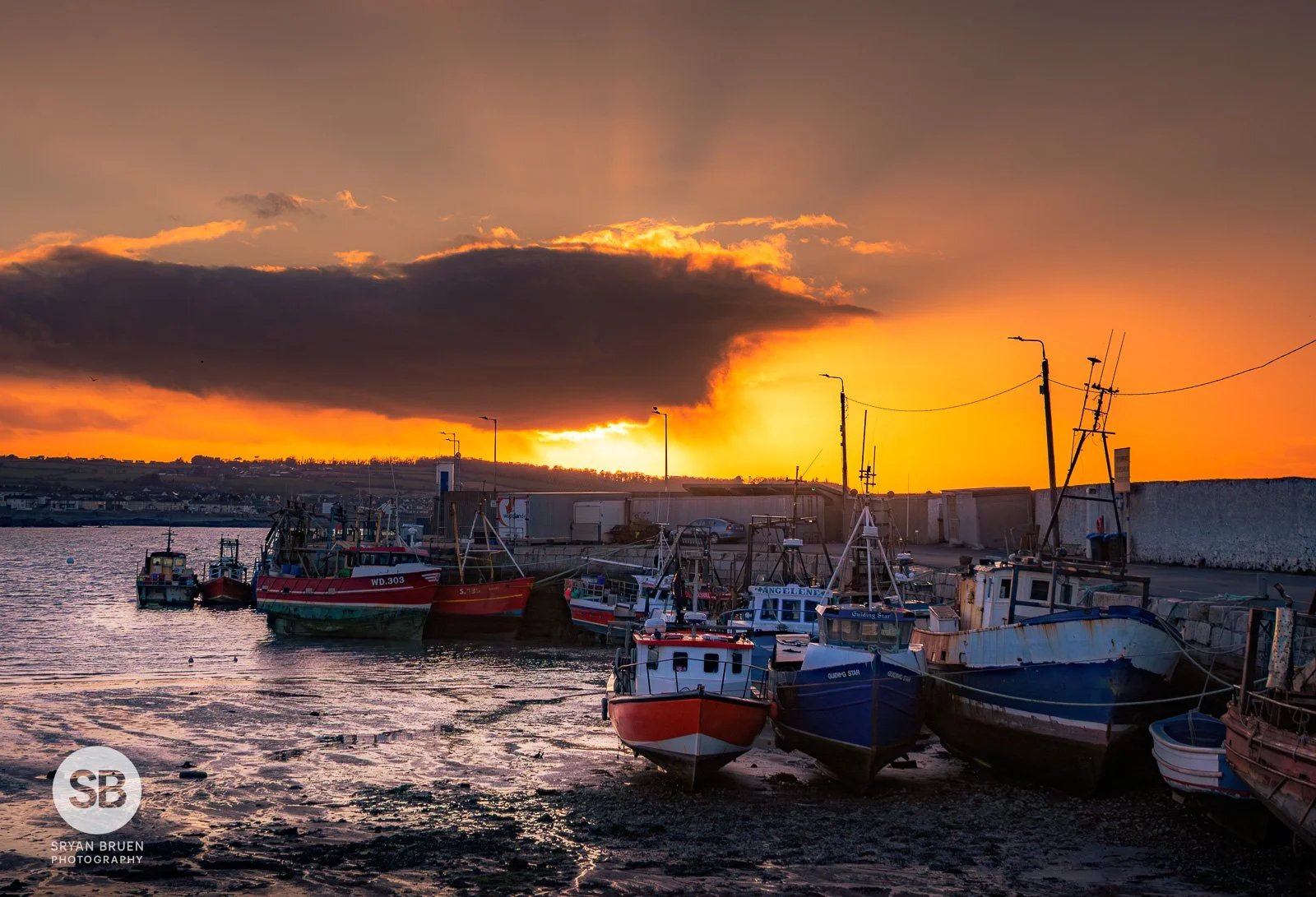 2025-03-28 Skerries Harbour sunset 28 March 2025.jpg