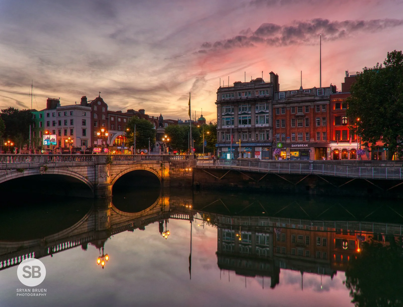 2022-07-15 Dublin City sunset dusk 15 July 2022.jpg