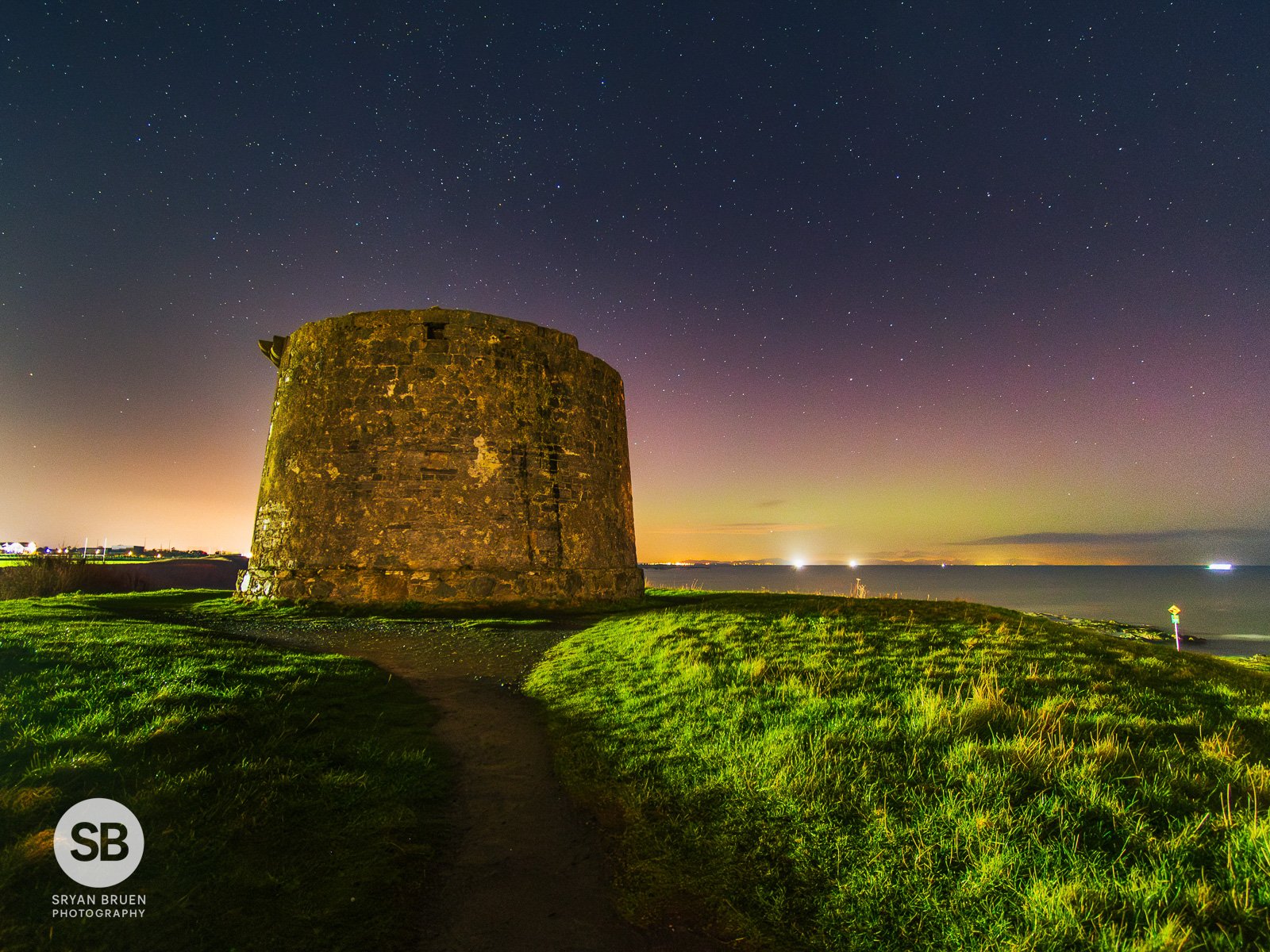 2025-02-24 Balbriggan martello tower diffused aurora 24 February 2025.jpg