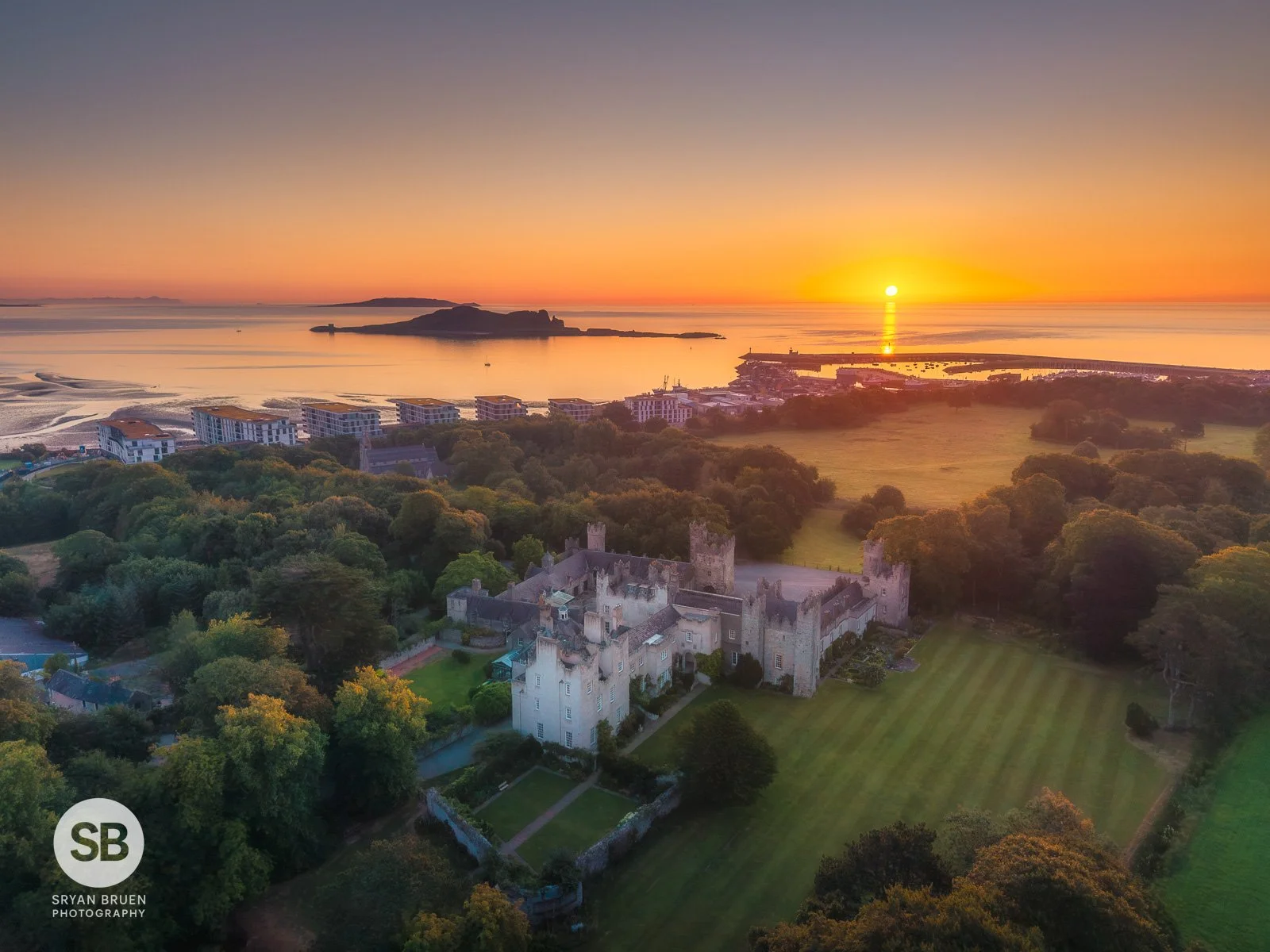 2025-07-12 Howth Castle sunrise 12 July 2025.jpg