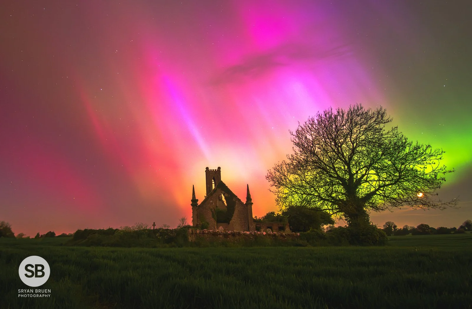 2024-05-10 Ballynafagh aurora borealis 10 May 2024.jpg