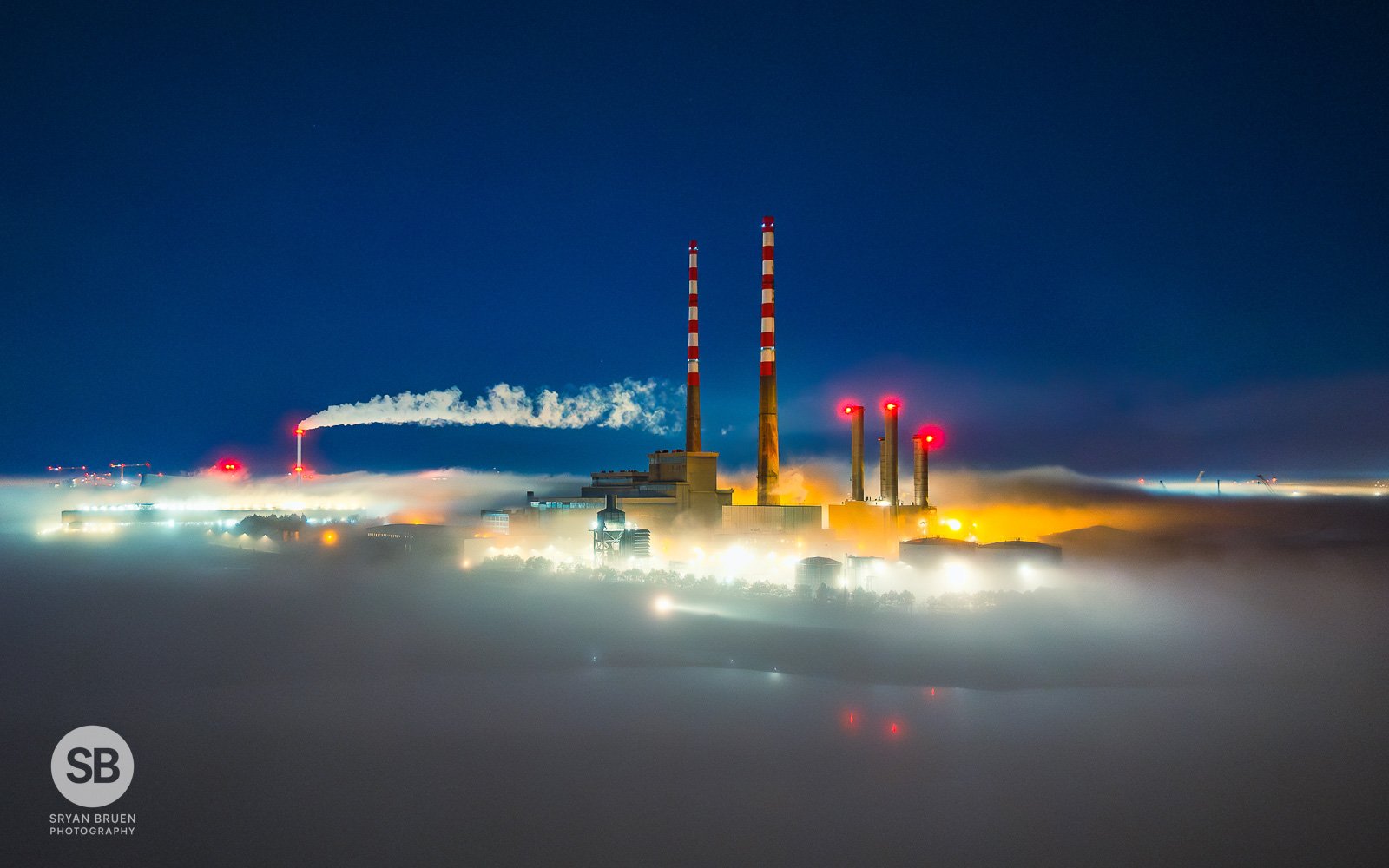 2025-01-12 Poolbeg fog 12 January 2025.jpg
