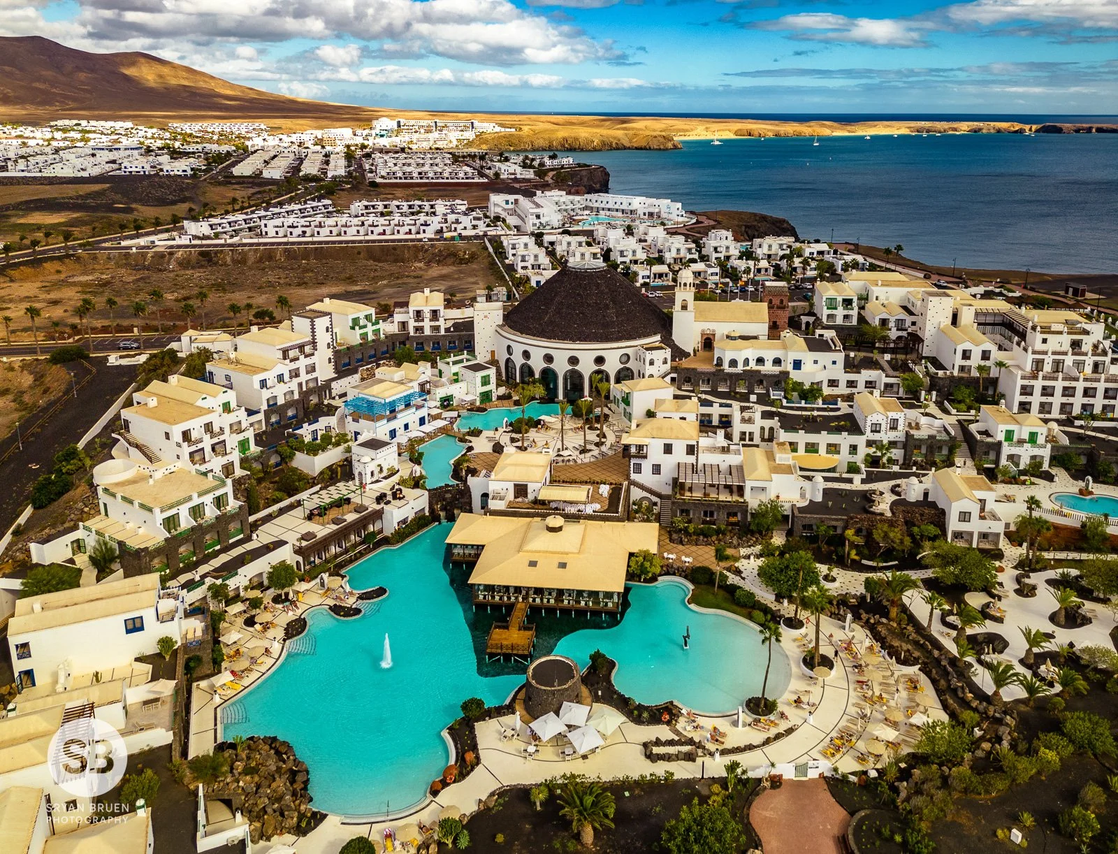 2022-10-11 Hotel the Volcan Playa Blanca 11 October 2022.jpg