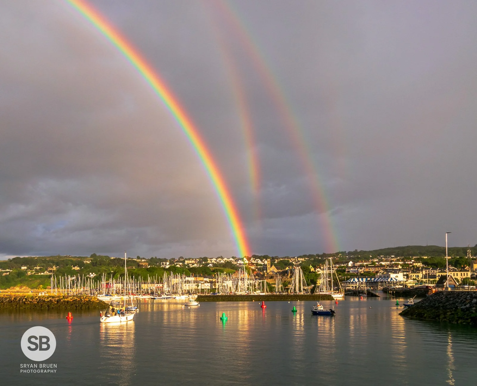 2022-06-29 Howth reflection bow 29 June 2022.jpg