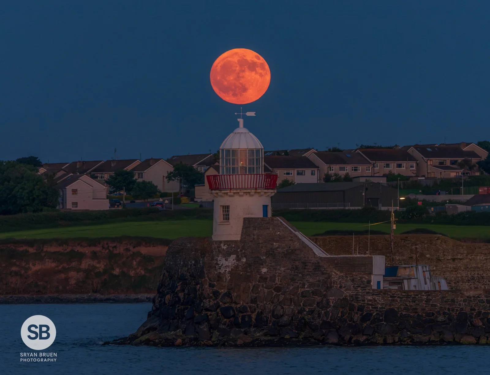 2023-06-03 Balbriggan full moonrise 5 3 June 2023.jpg