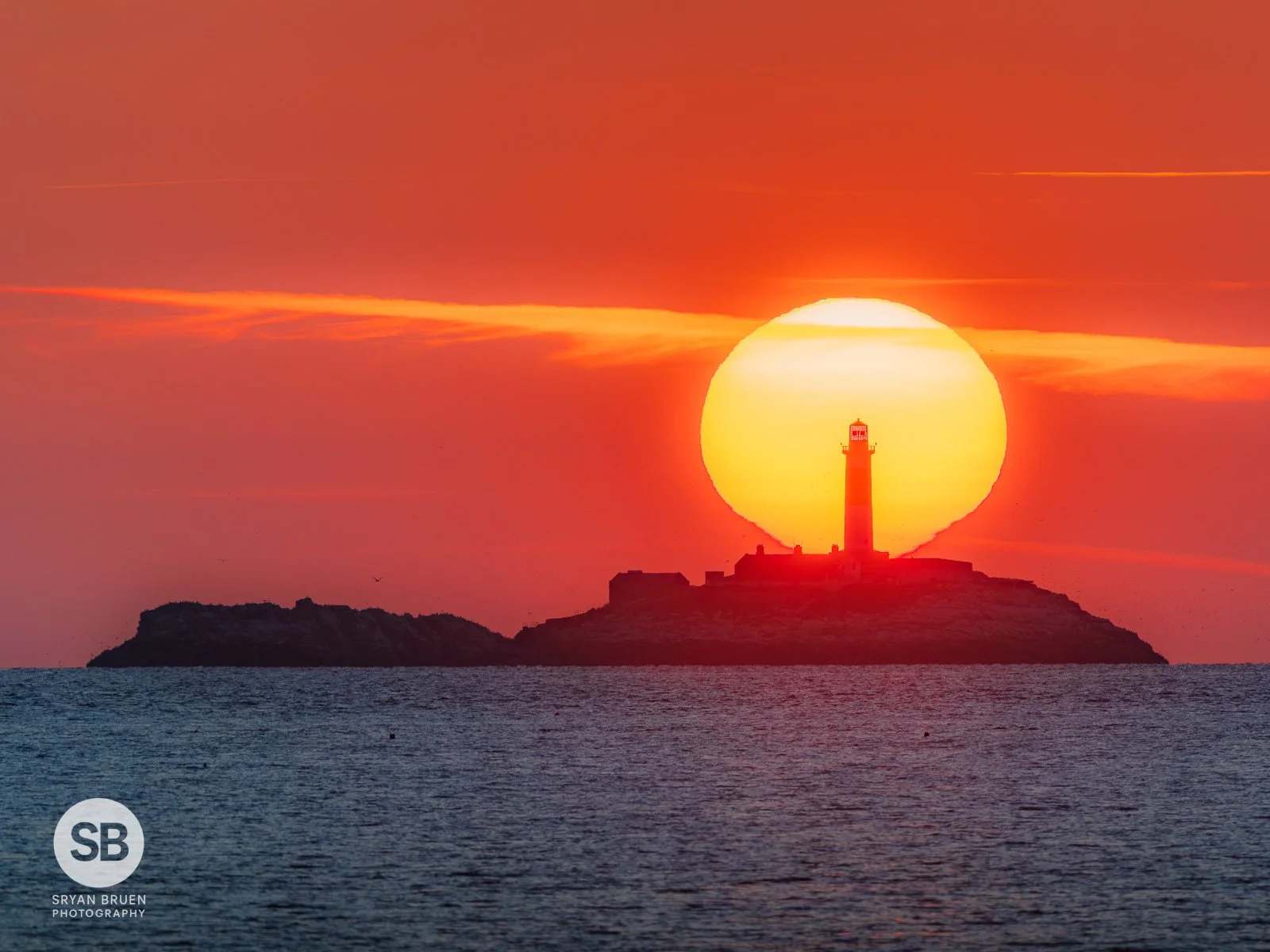 2026-08-24 Rockabill Lighthouse sunrise alignment.jpg