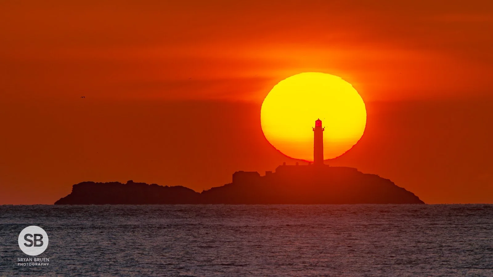 2024-04-20 Rockabill Lighthouse sunrise 20 April 2024.jpg