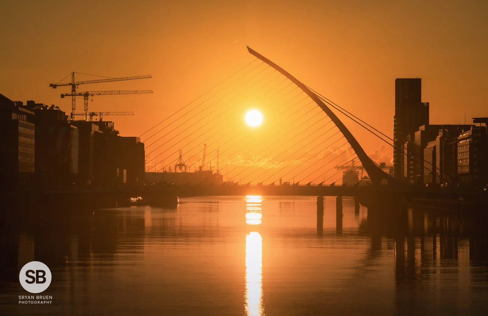 2025-03-15 Samuel Beckett Bridge sunrise 15 March 2025.jpg