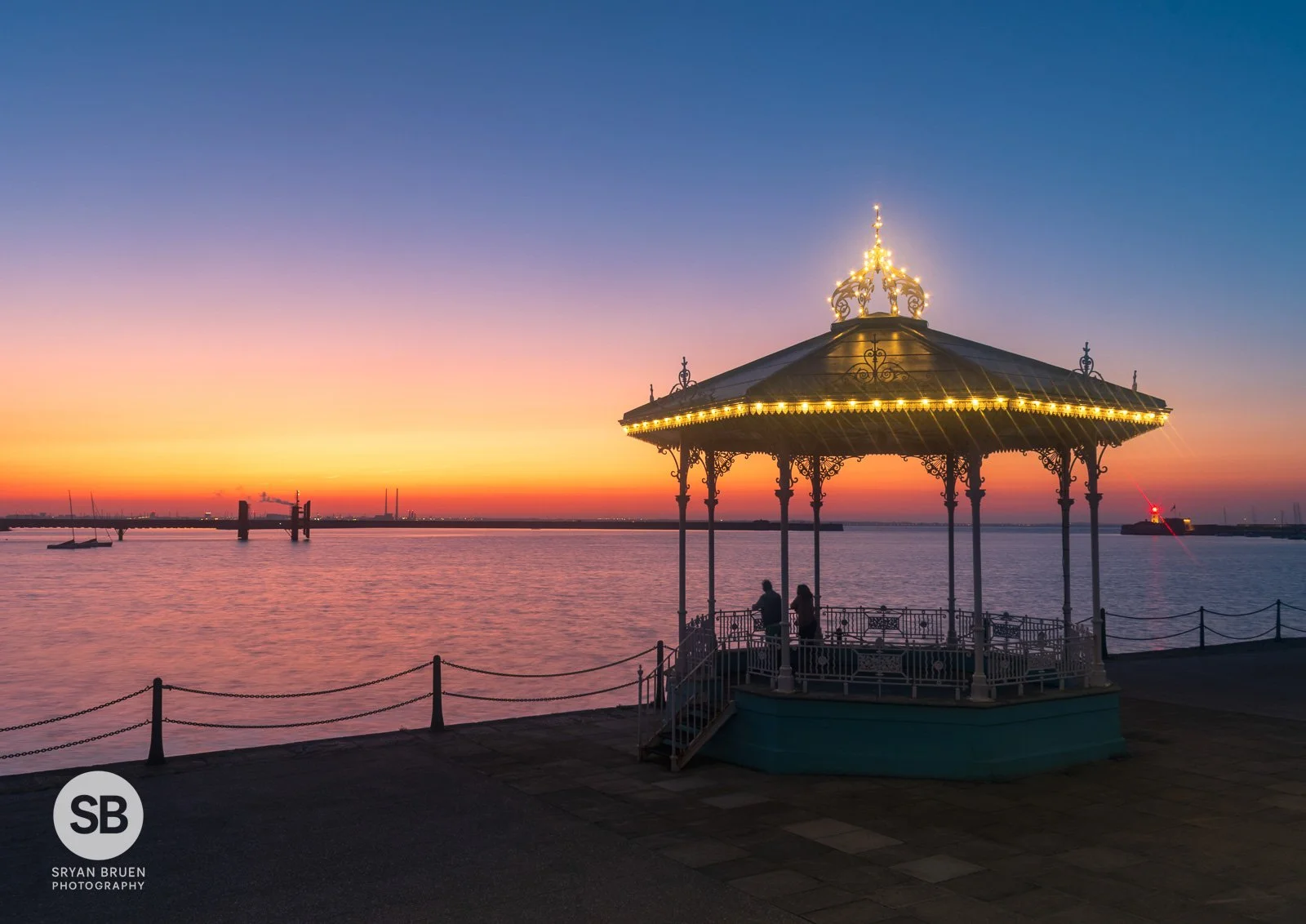 2023-05-31 Dun Laoghaire sunset afterglow 31 May 2023.jpg
