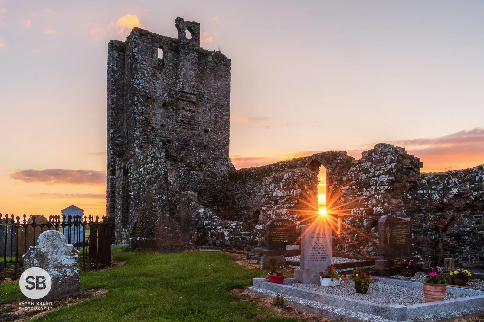 2024-06-08 Baldongan Church sunset through the gap 8 June 2024.jpg
