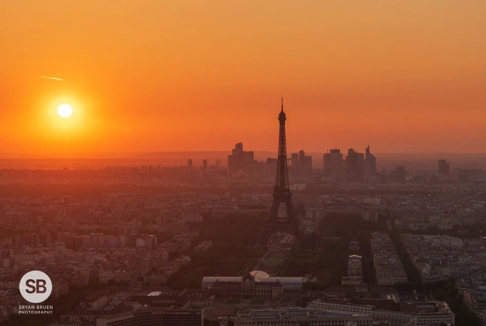 2023-05-25 Paris sunset 25 May 2023.jpg