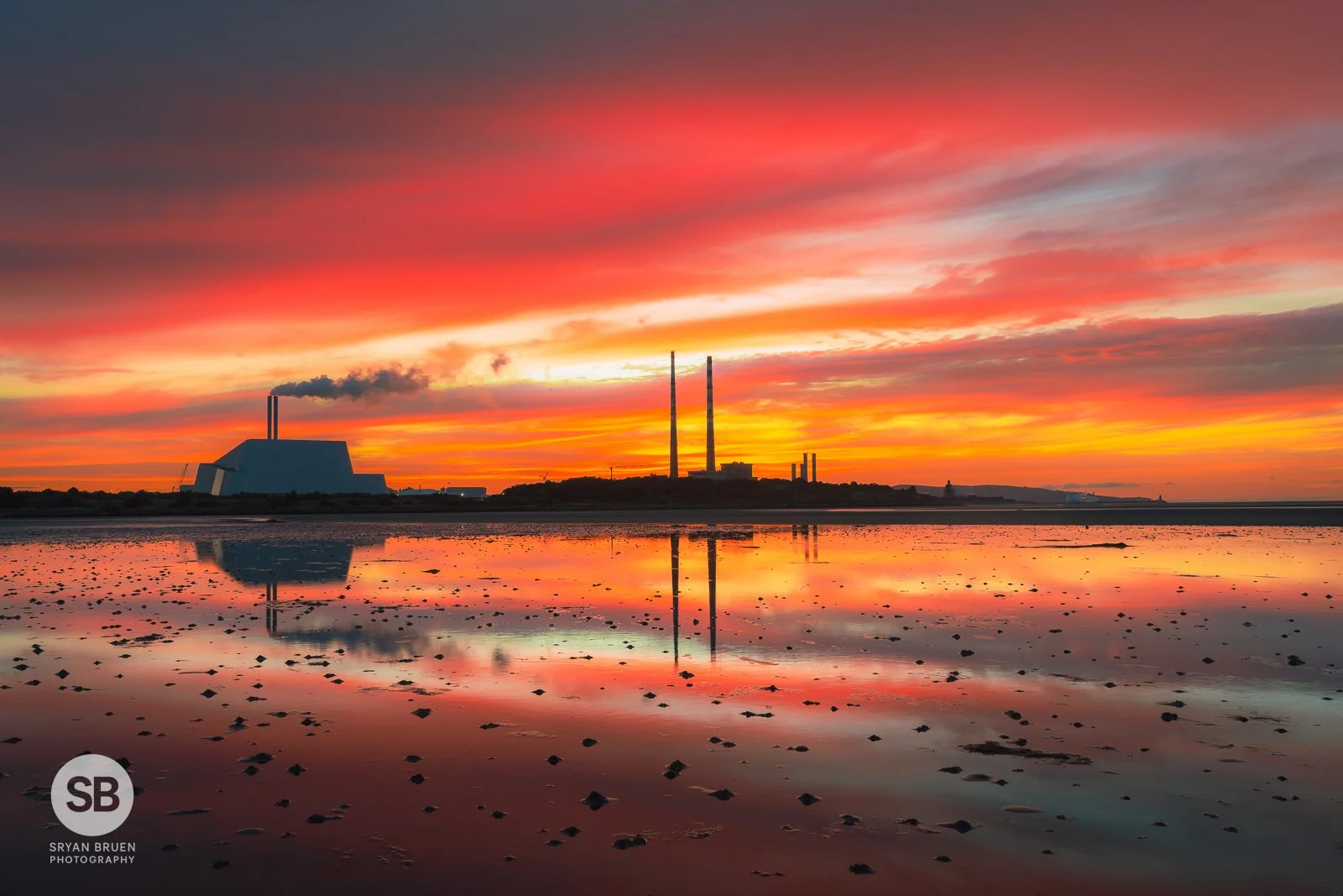2024-07-21 Sandymount Strand sunrise red sky reflections 21 July 2024.jpg