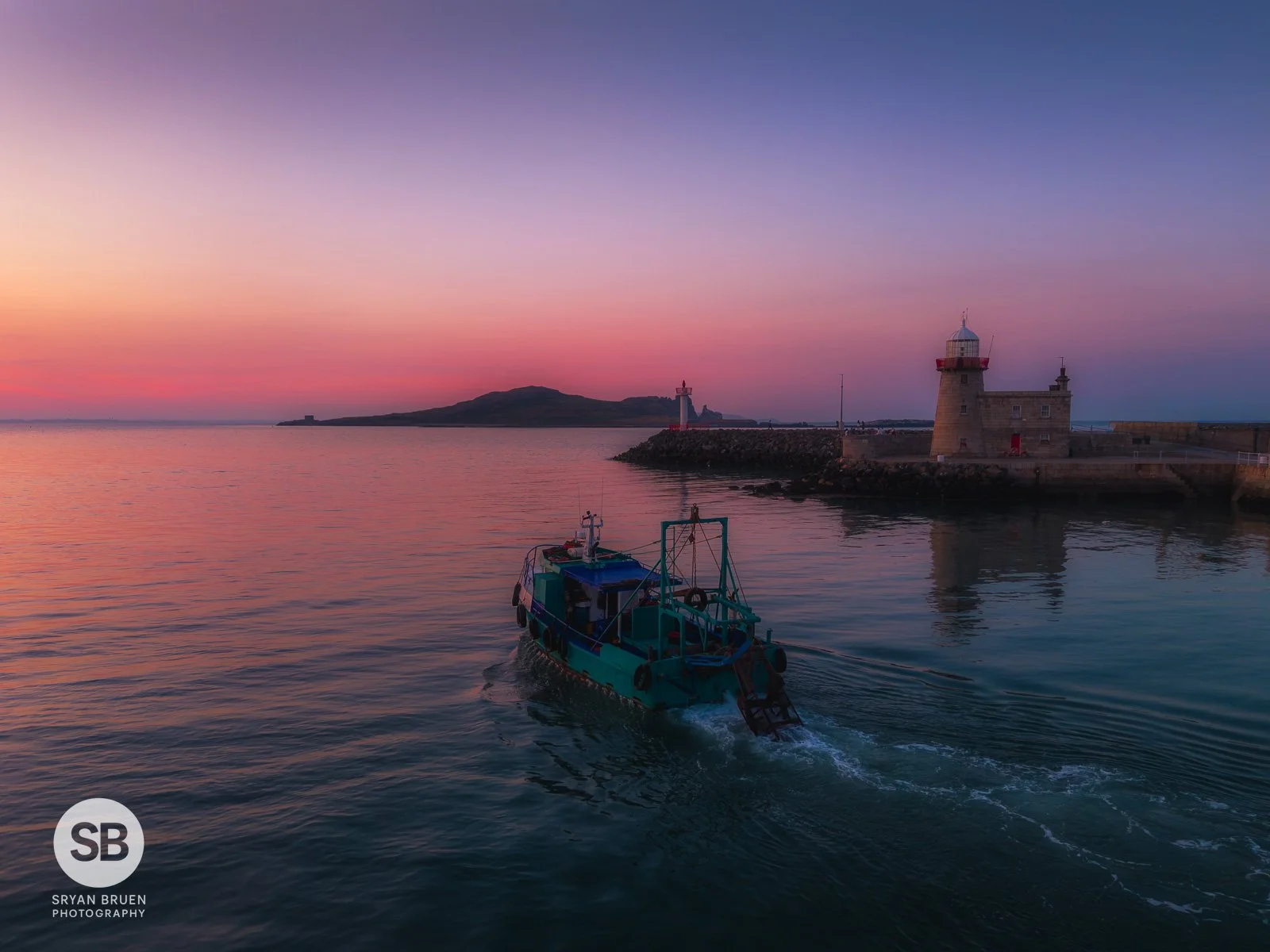 2026-07-15 Howth boat and lighthouse afterglow sunset.jpg