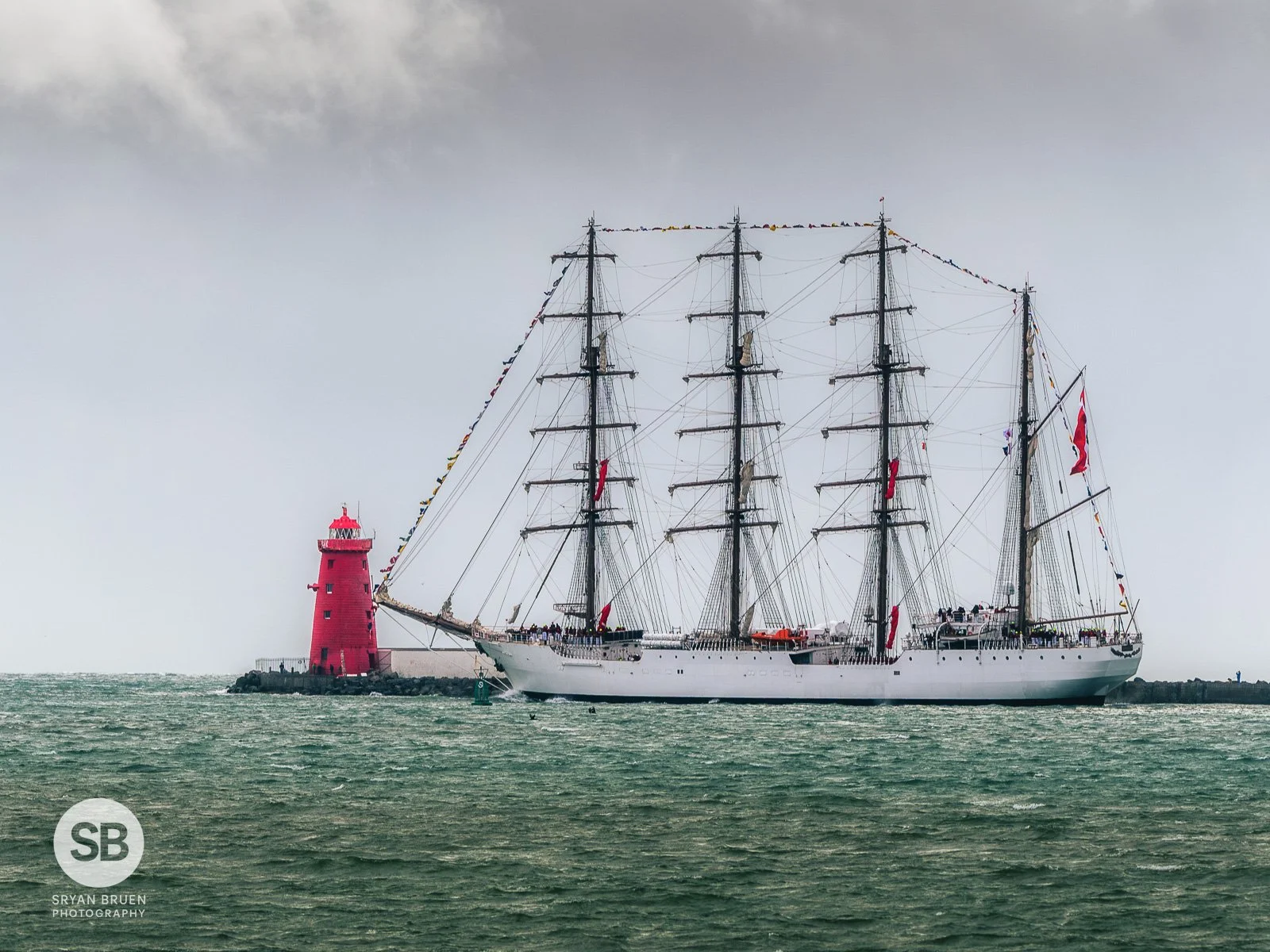 2025-09-09 BAP Unión Poolbeg Lighthouse 9 September 2025-.jpg