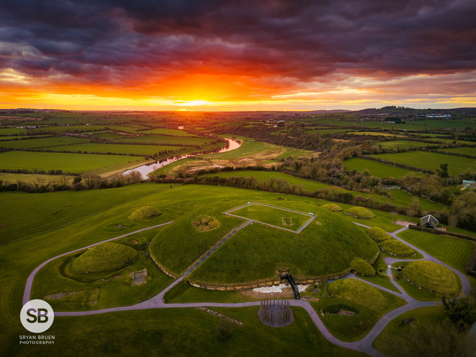 2025-03-11 Knowth sunset 11 March 2025.jpg