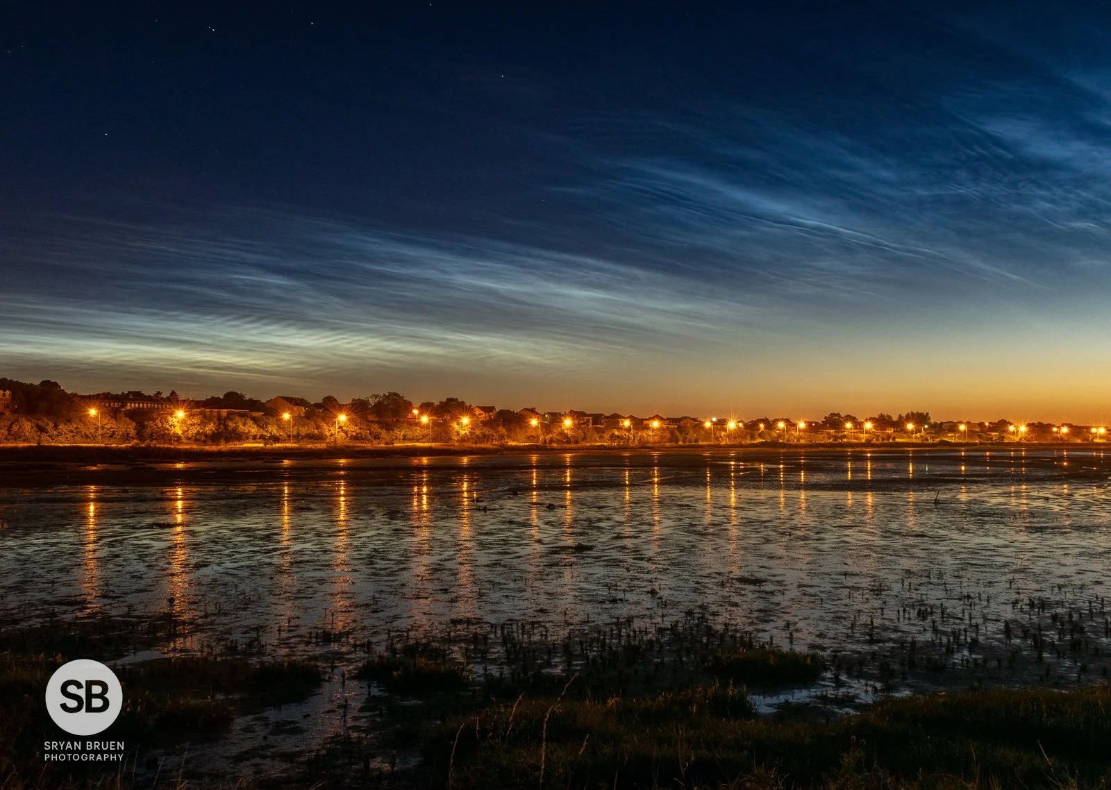 2022-08-11 Clontarf noctilucent clouds 11 August 2022.jpg