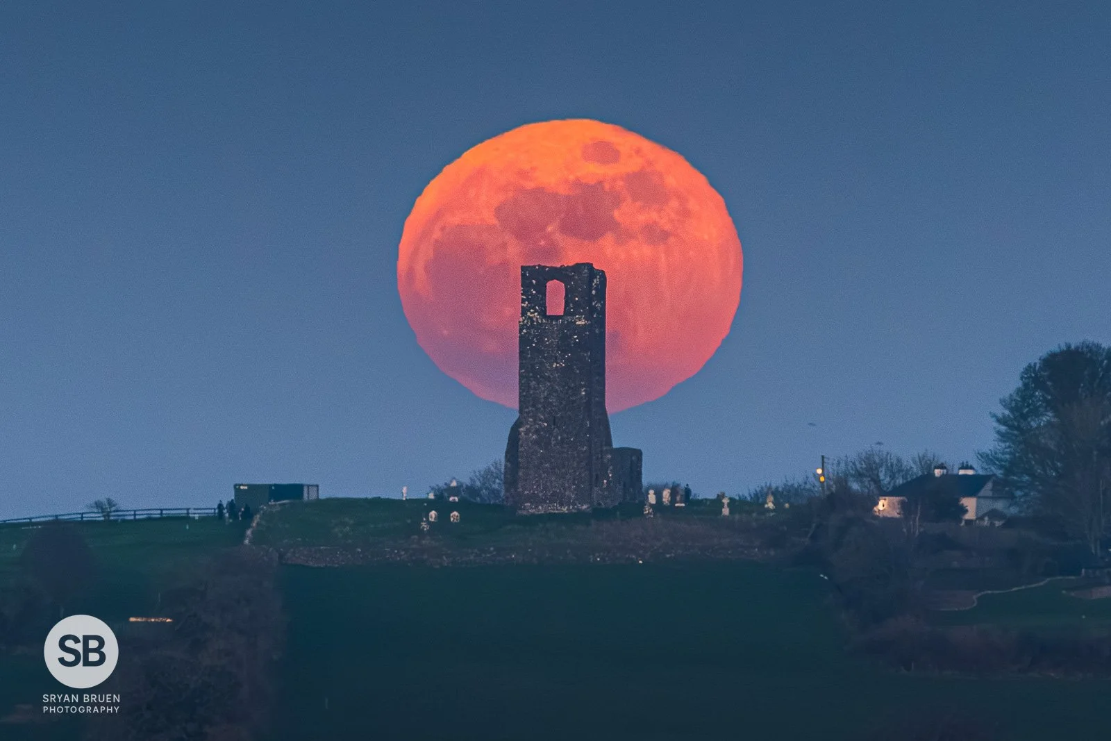 2026-03-03 Skryne tower moonrise from Tara.jpg
