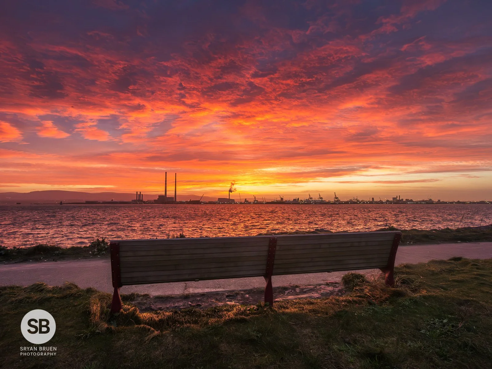 2025-12-10 Bull Wall bench sunset sky.jpg
