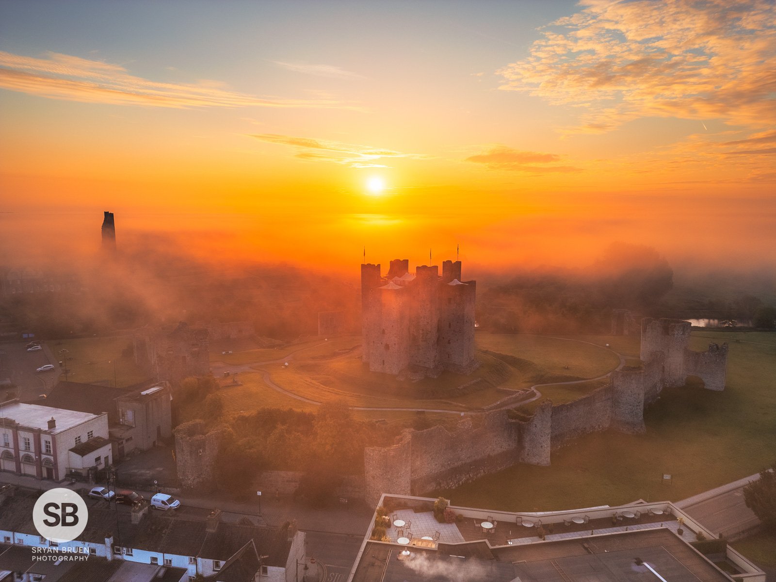 2024-05-20 Trim Castle misty sunrise 20 May 2024.jpg