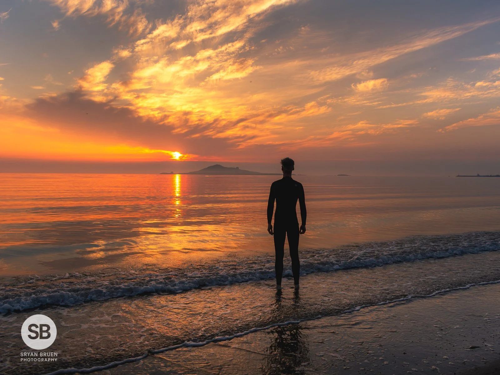 2026-06-23 Ror Conaty sunrise swimmer at Burrow Beach.jpg