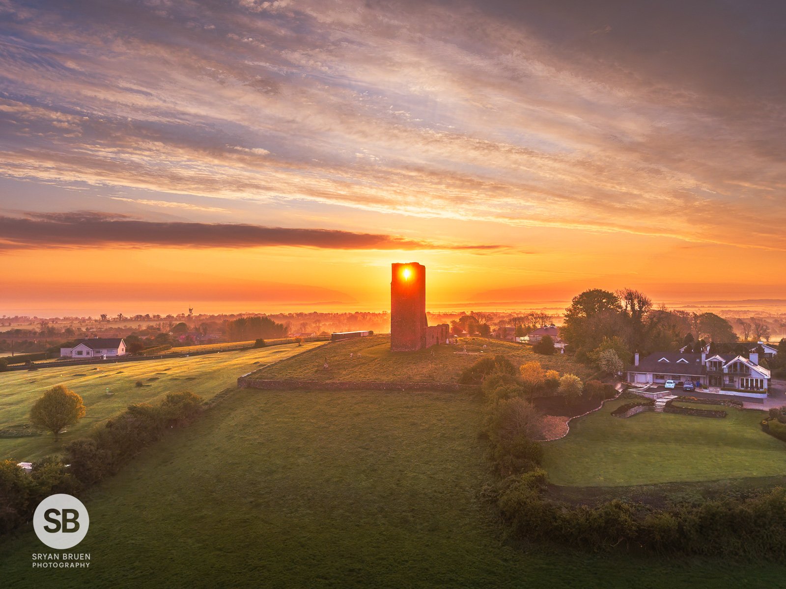 2025-04-24 Skryne tower sunrise 24 April 2025.jpg