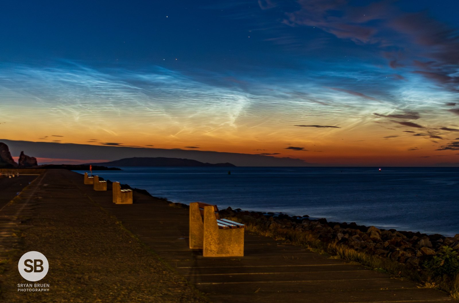 2024-06-20 Howth East Pier noctilucent clouds 20 June 2024.jpg