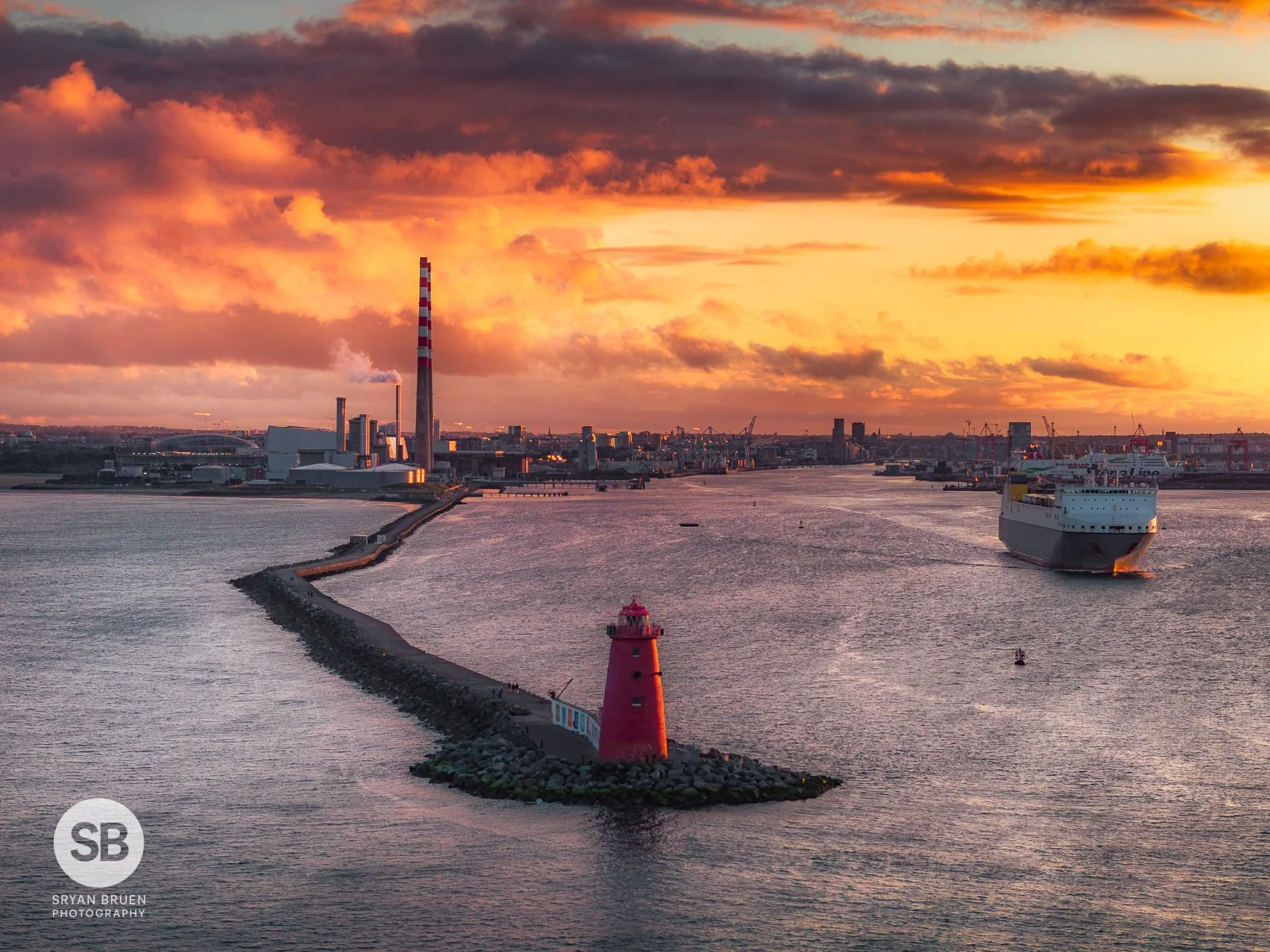 2026-06-30 Poolbeg Lighthouse and Great South Wall sunset sky.jpg