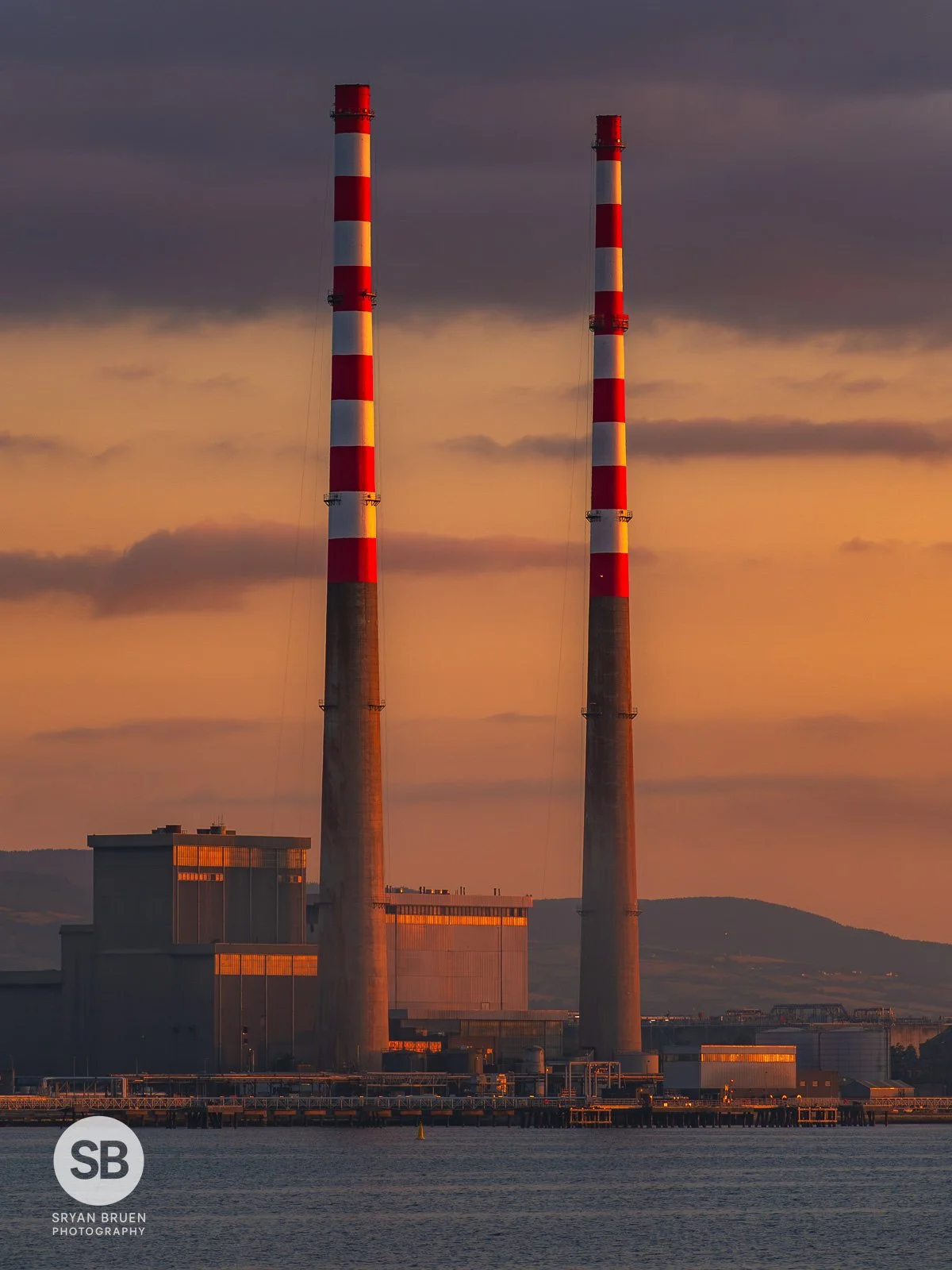 2025-07-09 Poolbeg sunset glow.jpg