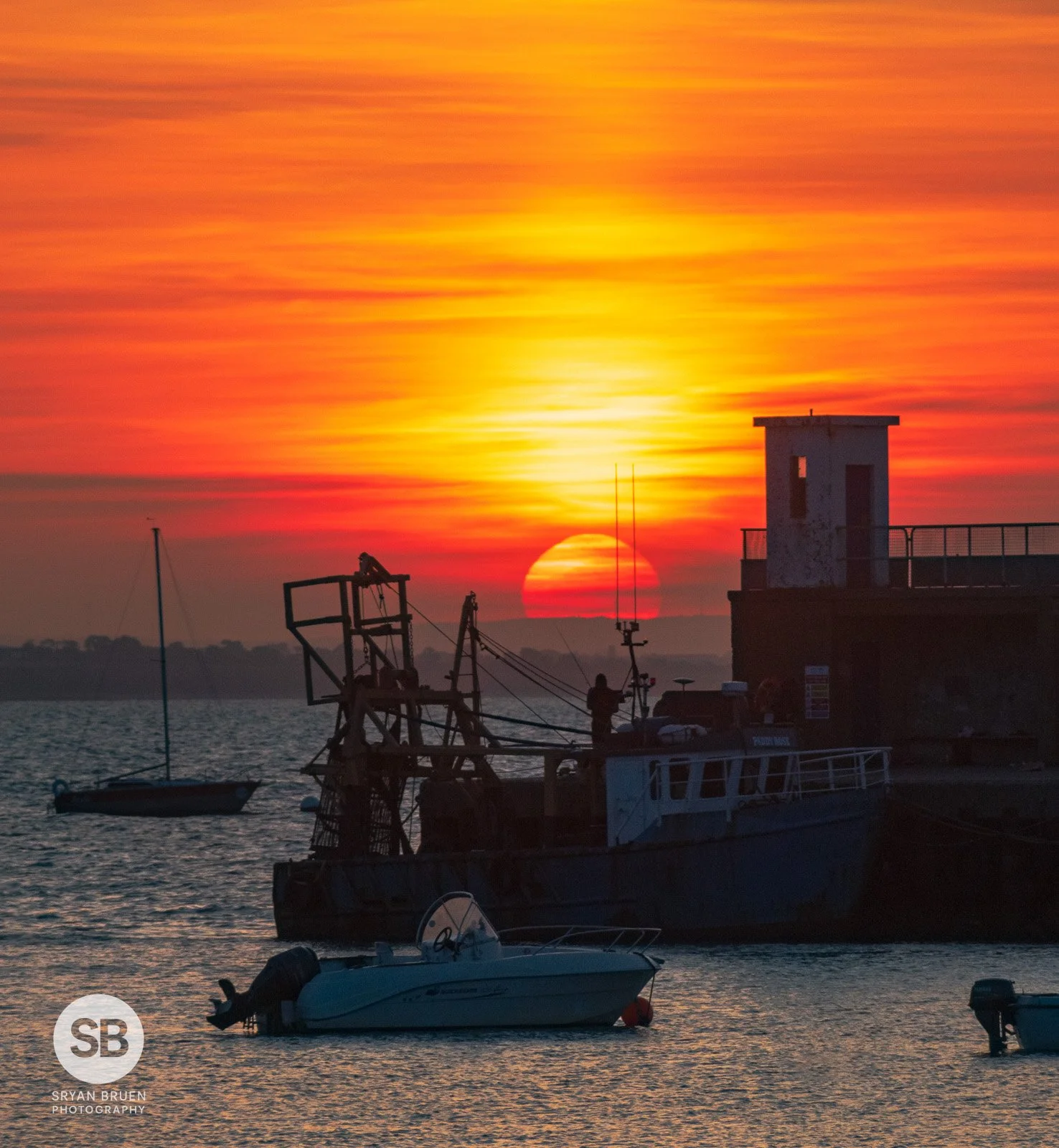 2023-05-29 Skerries red sun 29 May 2023.jpg