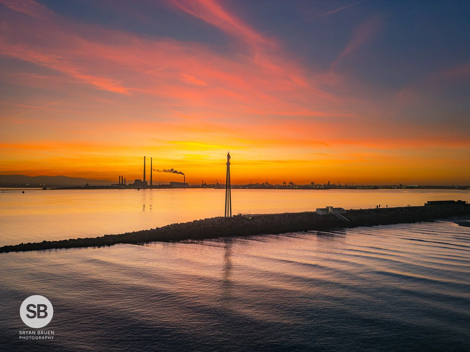 2024-11-11 North Bull Wall sunset colours 11 November 2024.jpg