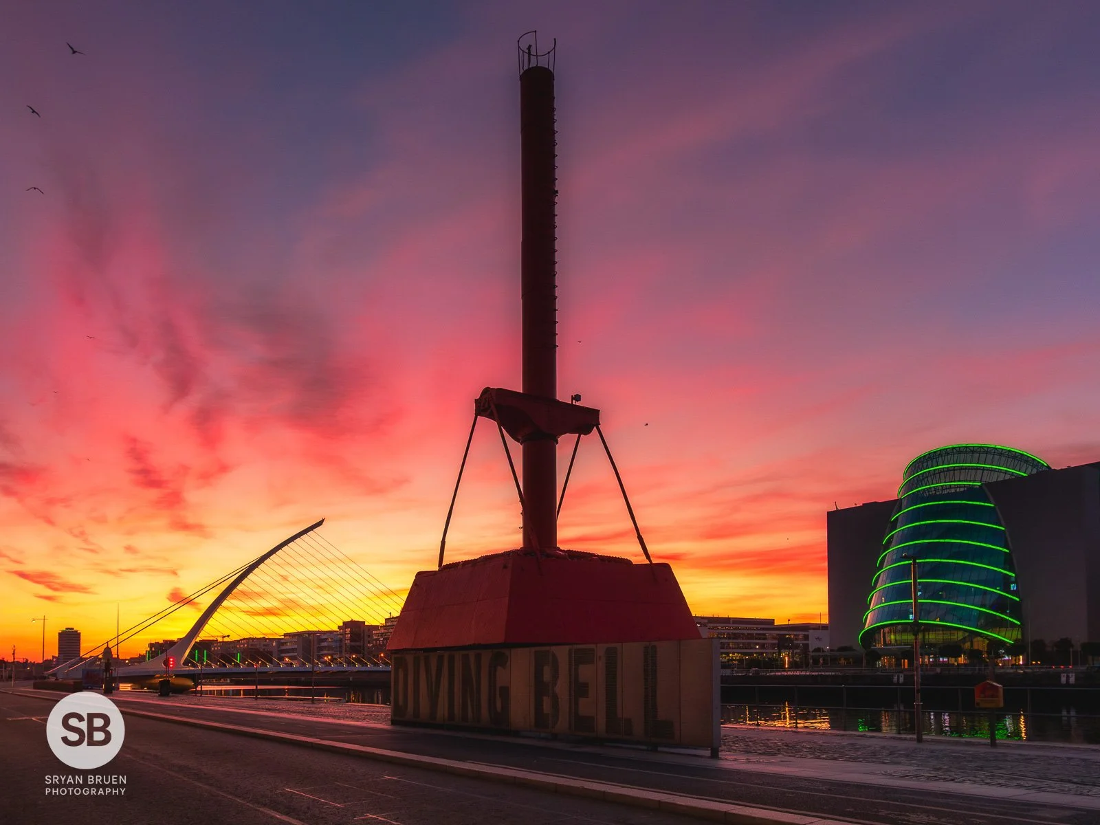 2025-05-14 Diving Bell Dublin City sunset 14 May 2025.jpg