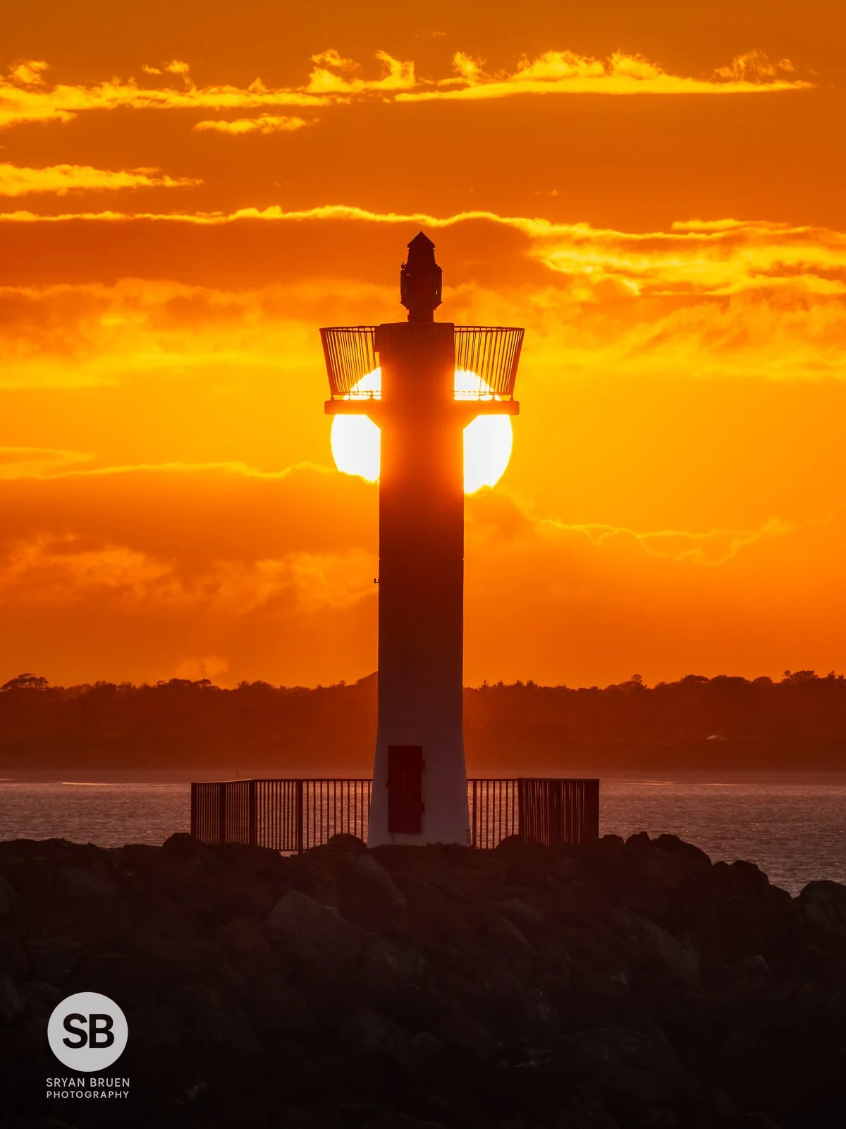 2025-05-31 Howth Lighthouse 2 sunset 31 May 2025.jpg