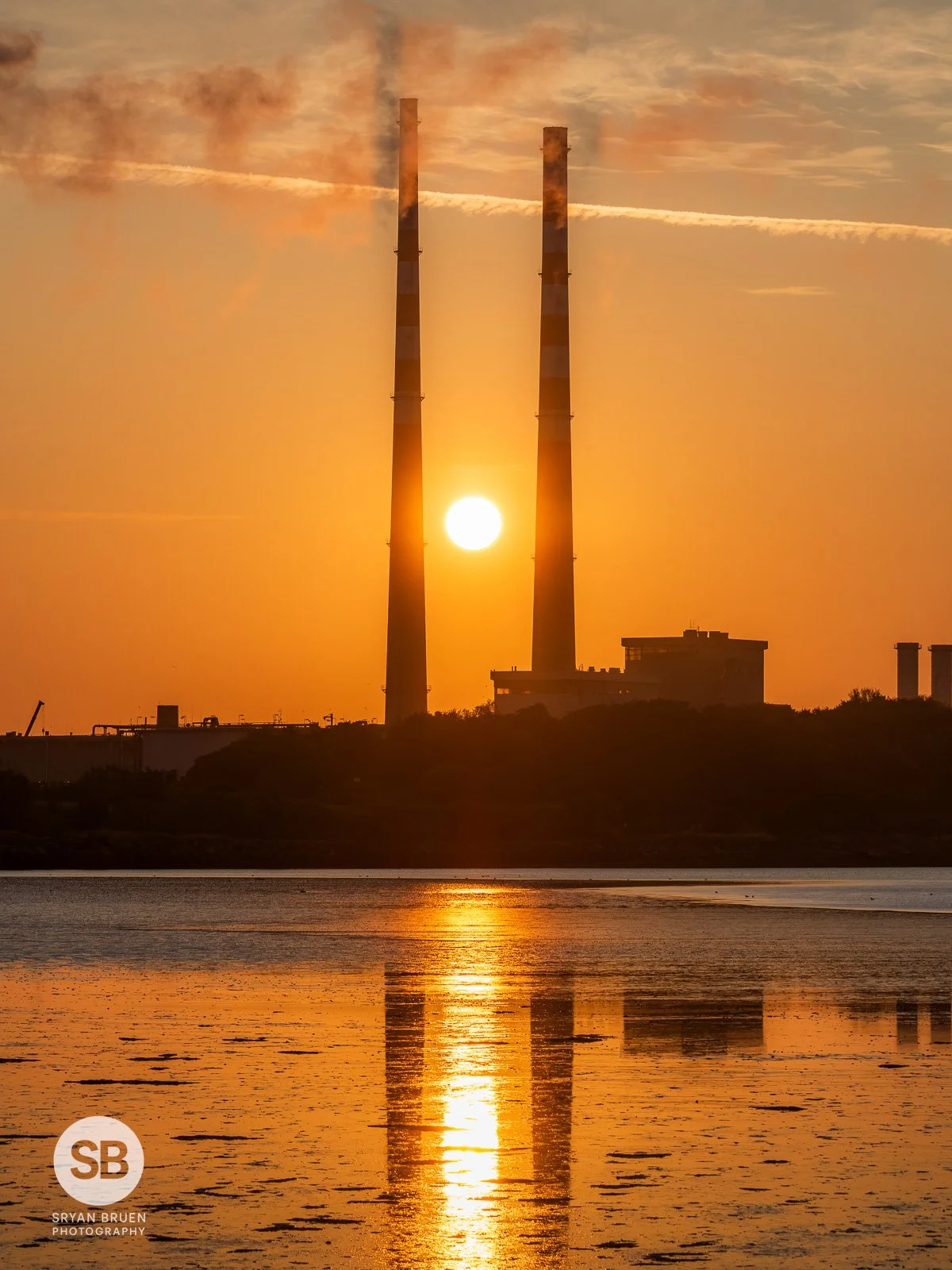 2026-07-18 Poolbeg Chimneys sunrise.jpg